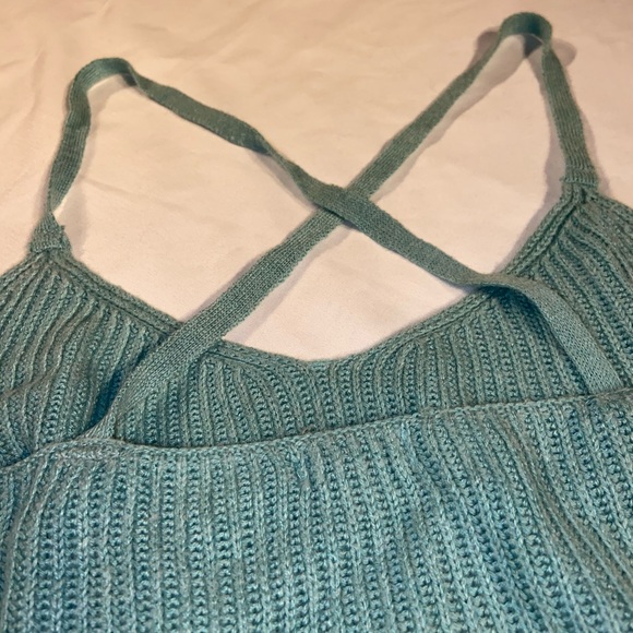 Knitted Garage Tank Top💫 - Picture 3 of 3